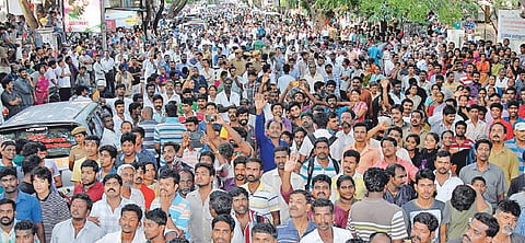 தமிழ்த் திரையுலகமே திரண்டு வந்து ஆச்சிக்கு அஞ்சலி﻿