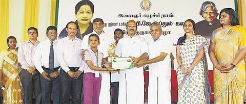 அப்துல் கலாம் பிறந்தநாளையொட்டி சென்னையில்﻿ இளைஞர் எழுச்சி நாள் கொண்டாட்டம்﻿: ஆயிரக்கணக்கான மாணவ, மாணவிகள் பங்கேற்பு﻿