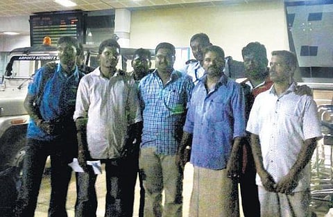 தி இந்து செய்தி எதிரொலி:  மலேசியாவில் தவித்த 6 தமிழர்கள் சொந்த ஊர் திரும்பினர்﻿