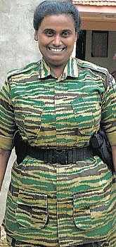 புலிகள் அமைப்பின் பொறுப்பாளர் தமிழினியின் உடல் அடக்கம்