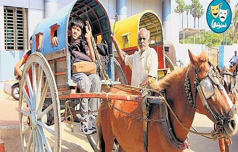 ஒரு பொழப்பு பல வயிறு!