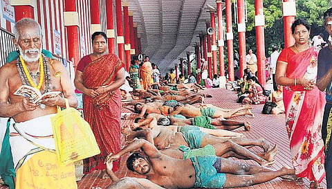 திருச்செந்தூரில் சஷ்டி விழா தொடக்கம்﻿