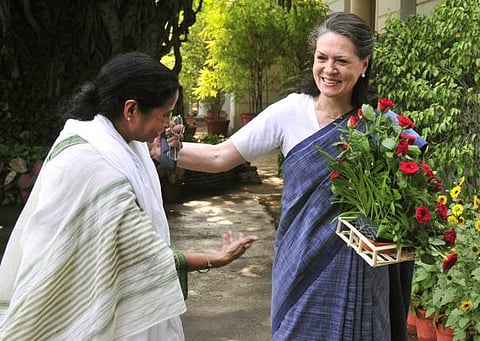 நிதிஷ் பதவியேற்பு விழாவில் பங்கேற்க சோனியா, மம்தா, கேஜ்ரிவாலுக்கு அழைப்பு﻿: லாலு பிரசாத் கட்சிக்கு 15 அமைச்சர் பதவி﻿