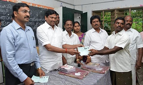 கடலூர் மக்கள் இழப்பு விவரம் பதிவது எப்படி? - அரசு விளக்கம்