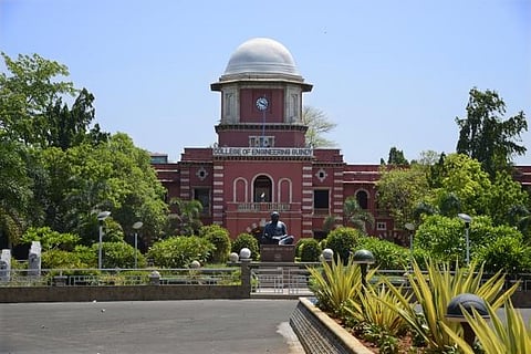 அண்ணா பல்கலை.யின் புதிய தேர்வு அட்டவணை வெளியீடு