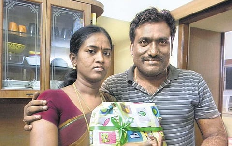 இருளுக்கு இங்கே இனி என்ன வேலை? -வலி தாங்கினால் வழி பிறக்கும்! - புற்றுநோயிலிருந்து மீண்டு வந்த போராளியின் உண்மைக் கதை﻿