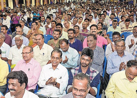 ஹார்வர்டு பல்கலைக்கழகத்தில் தமிழ் இருக்கை தொடங்க ரூ.40 கோடி தேவை: அனைவரும் தாராளமாக உதவ வேண்டும்- உயர் நீதிமன்ற நீதிபதி என்.கிருபாகரன் வேண்டுகோள்