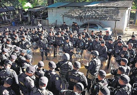 கவுதமாலா சிறையில் மோதல்: 17 கைதிகள் பலி﻿