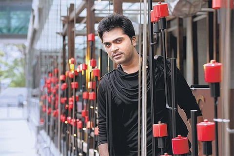 பீப் பாடல் சர்ச்சை: சிம்பு ரசிகர்கள் 4 பேர் தற்கொலை முயற்சி