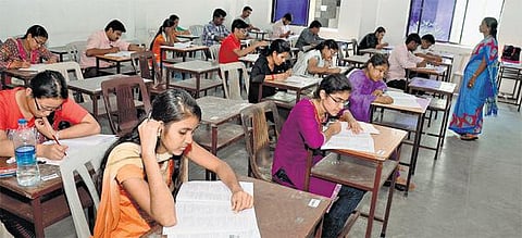 உதவி பேராசிரியர் பணிக்கு ‘நெட்’ தகுதித் தேர்வு﻿: சென்னையில் 11 ஆயிரம் பேர் எழுதினர்﻿