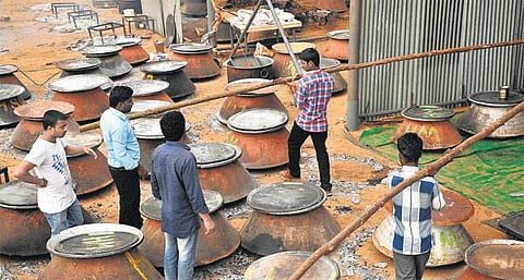 உலக அமைதிக்காக தெலங்கானாவில் மகா சண்டியாகம்: நிறைவு நாளில் பிரணாப் பங்கேற்கிறார்