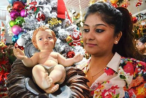 கிறிஸ்துமஸ் பண்டிகை இன்று கொண்டாட்டம்﻿: தேவாலயங்களில் நள்ளிரவு சிறப்பு ஆராதனை நடந்தது﻿