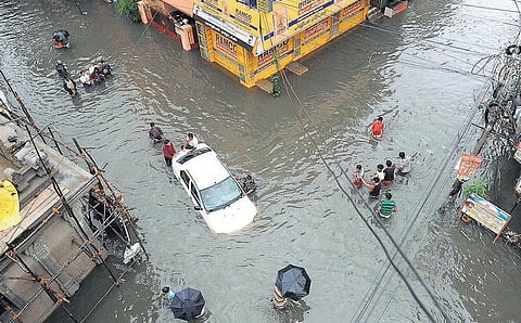 சென்னை வெள்ளம்: அரசு ஆவணங்கள் என்ன சொல்கின்றன?﻿