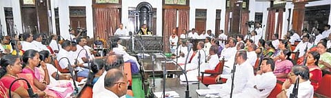 சென்னையில் உட்புற சாலைகளை மேம்படுத்த ரூ.121 கோடி ஒதுக்கீடு: மாநகராட்சி கூட்டத்தில் தீர்மானம்