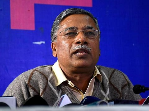 சாதிப் பாகுபாடு பாதிப்பு: விருப்ப ஓய்வுக்கு விண்ணப்பித்து இஸ்லாத்தை தழுவிய தலித் ஐ.ஏ.எஸ். அதிகாரி