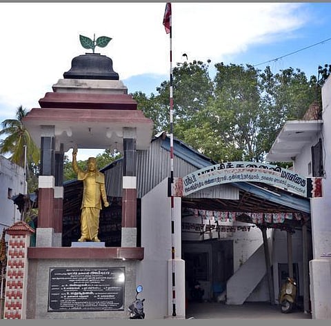 ஆளும், எதிர்க்கட்சிகளுக்கு நெருக்கடி தரும் வகையில்﻿ புதுச்சேரியில் புதிய நடைமுறையை கையாளும் அதிமுக﻿