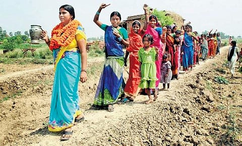 மத்திய பட்ஜெட்- 6. பஞ்சாய் பறக்குது பஞ்சாயத்து!﻿