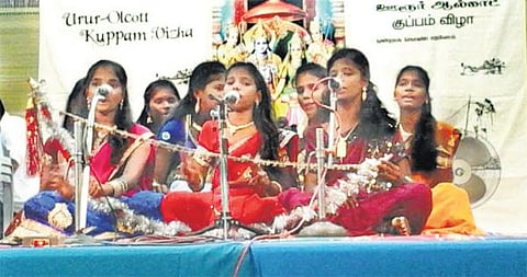 அயோத்தியா மண்டபத்தில் ஒலித்த வெள்ளப்பாட்டு!﻿