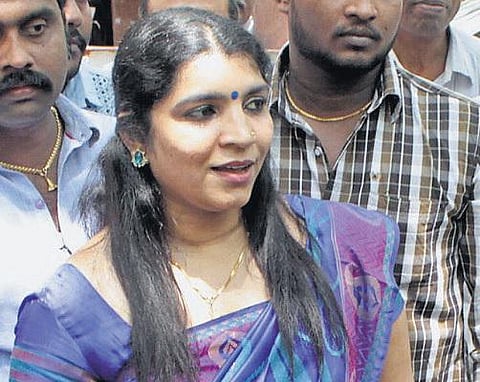 சோலார் பேனல் மோசடி வழக்கு: 3-வது அமைப்பு மூலம் விசாரணை நடத்த வேண்டும் - சரிதா எஸ்.நாயர் வலியுறுத்தல்