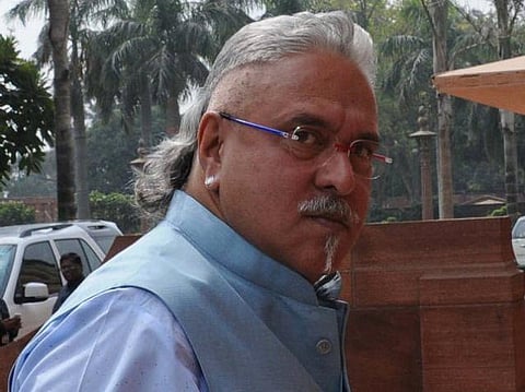 எரிபொருள் விலை சரியும்போது கிங்பிஷர் விமானம் பறக்கவில்லையே...- மல்லையா கவலை