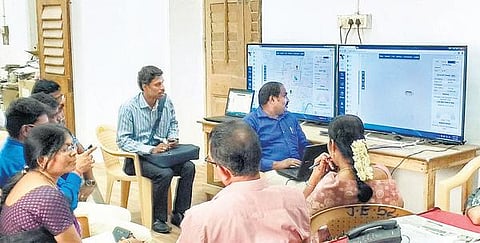 பெயர் சேர்க்க, திருத்தம் மேற்கொள்ள﻿ 363 வாக்காளர் சேவை மையங்கள்: தலைமைத் தேர்தல் அதிகாரி ராஜேஷ் லக்கானி தகவல்