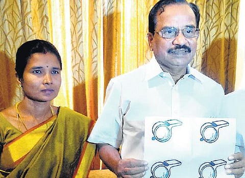 காந்திய மக்கள் இயக்கத்துக்கு விசில் சின்னம் ஒதுக்கீடு﻿﻿