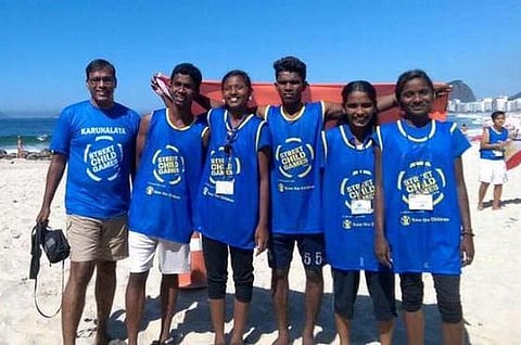 தெருவோர குழந்தைகளுக்கான விளையாட்டுப் போட்டி: பிரேசிலில் முத்திரை பதித்த சென்னை சிறுமி