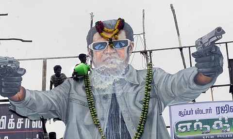 ரஜினி கட் அவுட்டுக்கு பாலாபிஷேகம் செய்ய தடை விதிக்க வேண்டும்: பெங்களூரு நீதிமன்றத்தில் வழக்கு