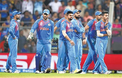 கையிலிருந்து நழுவியது கோப்பை﻿