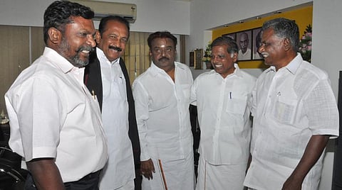 மாமண்டூரில் இன்று﻿ தேமுதிக-மக்கள் நலக் கூட்டணி தேர்தல் சிறப்பு மாநாடு﻿
