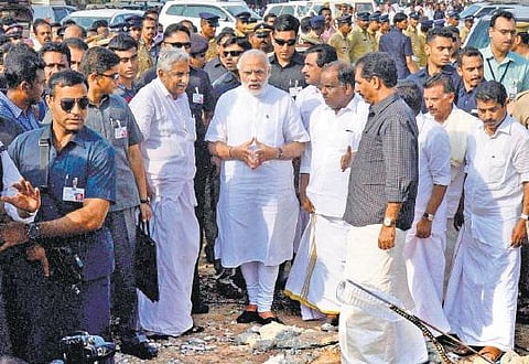 கேரள பட்டாசு வெடி விபத்தில்﻿ காயமடைந்தவர்களை சந்தித்து மோடி ஆறுதல்﻿﻿﻿