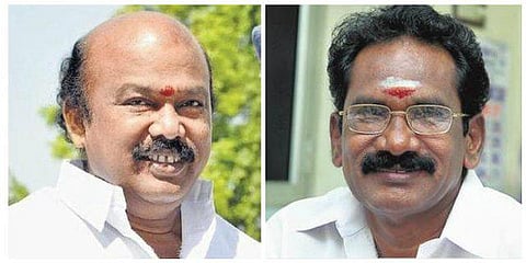 ஒருவரையொருவர்﻿ புகழ்ந்த அமைச்சர், முன்னாள் மேயர்﻿: அதிமுகவினரை வியக்கவைத்த இணைந்த கைகள்!