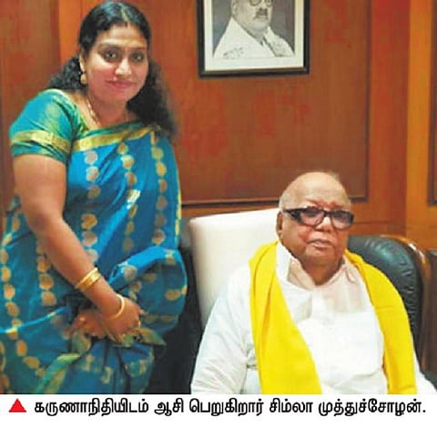 ஆர்.கே.நகரில் ஜெ.வை எதிர்க்கும் சிம்லா முத்துச்சோழன்