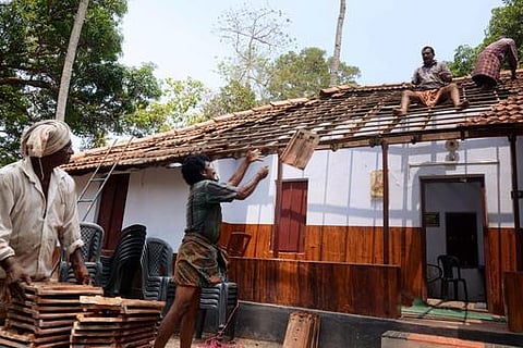 கேரள மாநில கோயில்களில் வாண வேடிக்கைக்கு தடை இல்லை﻿: அனைத்துக் கட்சி கூட்டத்தில் முடிவு﻿