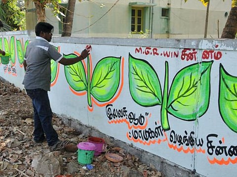 போலி மனு, போலி உத்தரவால் நீதிபதி அதிர்ச்சி﻿: ஸ்ரீவைகுண்டம் வேட்பாளர் மாற்றத்துக்கு நீதிமன்றத்தை பயன்படுத்திய அதிமுகவினர்﻿
