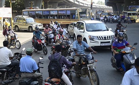 ஆன்லைனில் ஓட்டுநர் உரிமம்: மத்திய அரசு பரிசீலனை