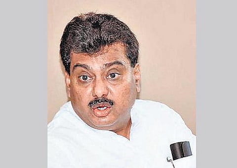 காவிரி ஆற்றின் குறுக்கே ரூ.5 ஆயிரம் கோடி செலவில்﻿ மேகேதாட்டுவில் புதிய அணை கட்டப்படும்﻿: கர்நாடக அமைச்சர் எம்.பி.பாட்டீல் தகவல்﻿