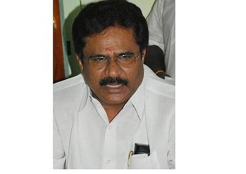 29 ஆண்டுகளாக கைக்குள் வைத்திருந்த அறந்தாங்கியில் மகனை களமிறக்கி திருநாவுக்கரசர் தீவிரம்
