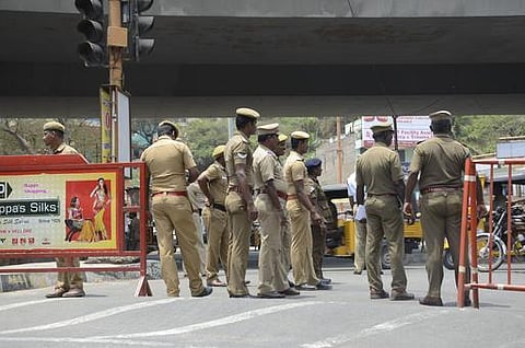 தேர்தல் முடியும் வரை விடுமுறை கிடையாது﻿: ஓய்வின்றி பணிபுரிவதால் போலீஸார் தவிப்பு﻿
