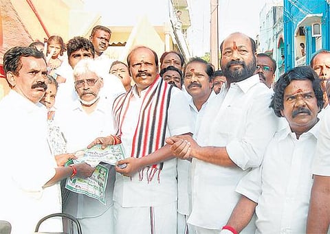 போக்குவரத்து பிரச்சினையை முன்னிறுத்தி﻿ தாம்பரம் தொகுதியில் வேட்பாளர்கள் தீவிர பிரச்சாரம்﻿
