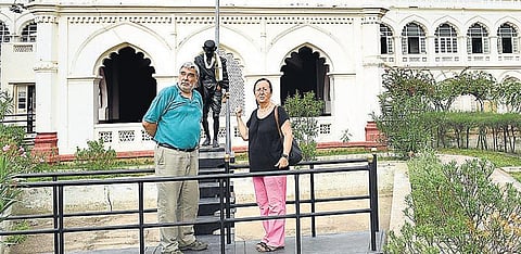 சட்டப்பேரவை தேர்தலால் வெளிநாட்டினர் வருகை குறைவு﻿: சுற்றுலாத் தலங்களில் மக்கள் வாழ்வாதாரம் பாதிப்பு﻿