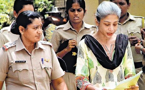 ஷீனா போரா கொலை வழக்கில் குற்றம் சாட்டப்பட்டவர்களுக்கு காவல் நீட்டிப்பு﻿
