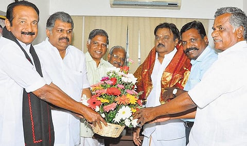 தமிழக மக்களின் நலனை காக்க 6 கட்சிகளும் இணைந்து செயல்படுவோம்: ம.ந கூட்டணி ஒருங்கிணைப்பாளர் வைகோ உறுதி