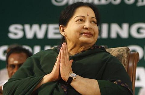 எச்சரிக்கையுடனும், பாதுகாப்புடனும் வாகனங்களில் செல்ல வேண்டும்: அதிமுக தொண்டர்களுக்கு ஜெ. வேண்டுகோள்﻿