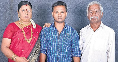 புதுக்கோட்டையில் ஒரே குடும்பத்தில் 4 பேர் தற்கொலை﻿