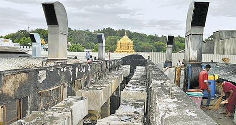 திருப்பதி ஏழுமலையான் கோயில் லட்டு தயாரிப்பு கூடத்தில் தீ﻿ விபத்து