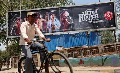 ஒரே வெட்டுடன் வெளியாகிறது ‘உட்தா பஞ்சாப்’﻿: தணிக்கை வாரியத்துக்கு நீதிமன்றம் அறிவுரை﻿