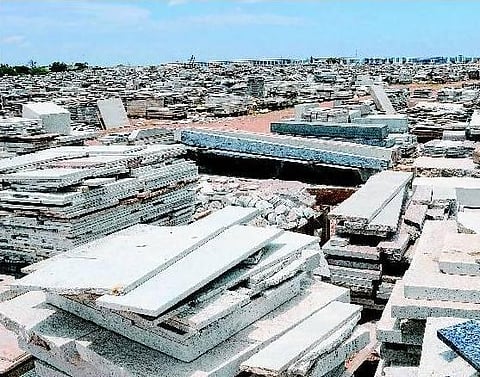 கிரானைட் வழக்கில் 3,000 பக்க குற்றப்பத்திரிகை﻿: மேலூர் நீதிமன்றத்தில் தாக்கல்﻿