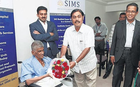 செயற்கை இதயம், நுரையீரல் இயந்திரத்தை பயன்படுத்தி﻿ இதய நோயாளிக்கு சிகிச்சையளித்து சிம்ஸ் மருத்துவமனை சாதனை﻿