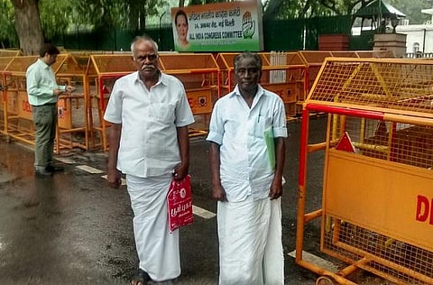 ராகுல், சோனியா சந்திக்காவிட்டால் மறியல்: டெல்லியில் தமிழக காங். பிரமுகர் மிரட்டல்